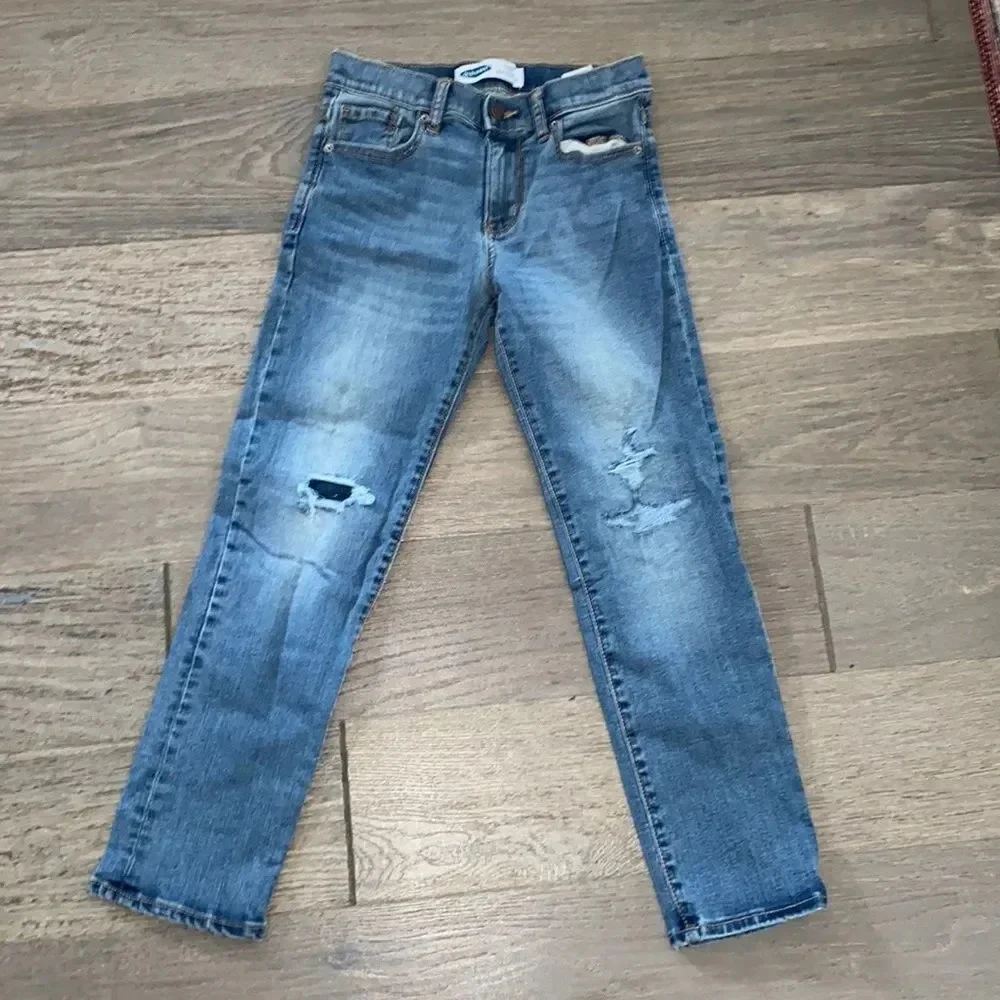 Old navy boy karate slim jeans. Distressed style